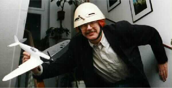 Rosenlechers Bernd, Fachmann nicht nur f�r Elektronik